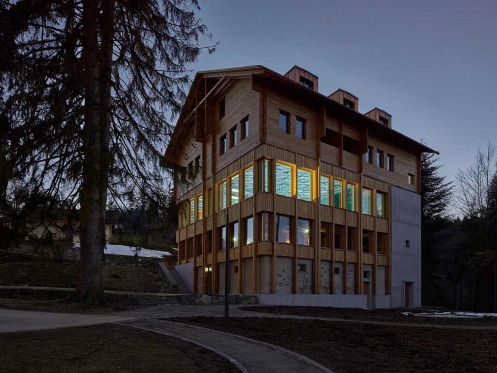 12_Christian-Kathriner-und-freitreppe-com-Martin-Wittwer_4