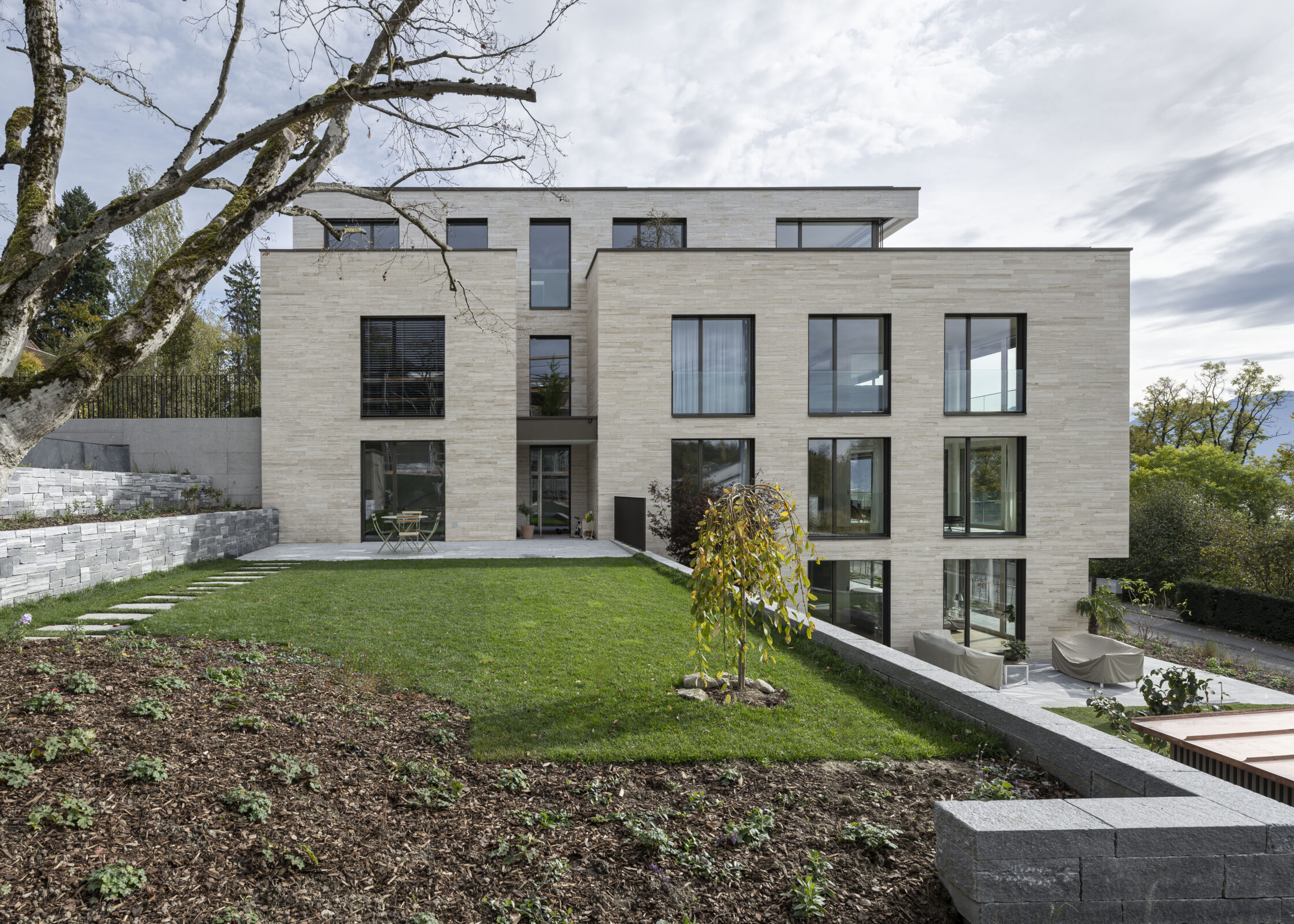 MFH Leumattstr.17-c2 archetage